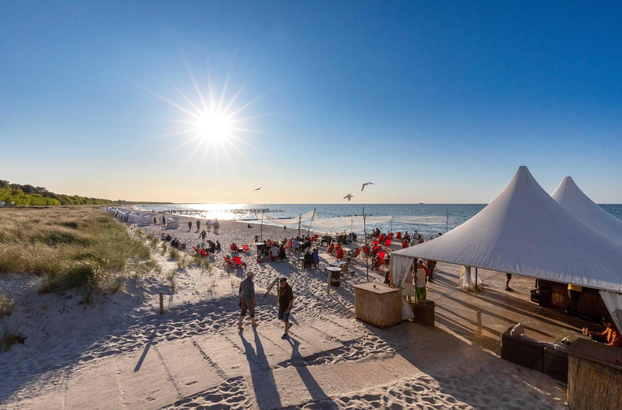 Seebaer Mit Terrasse Zingst Exterior photo